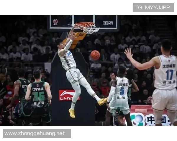 曾凡博回归加固冲冠班底，沈梓捷重伤将如何影响北控男篮新赛季征程？