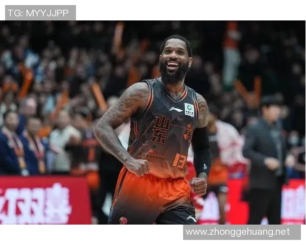 尽力了！鲍威尔15中9拿下24分3篮板4助攻4抢断