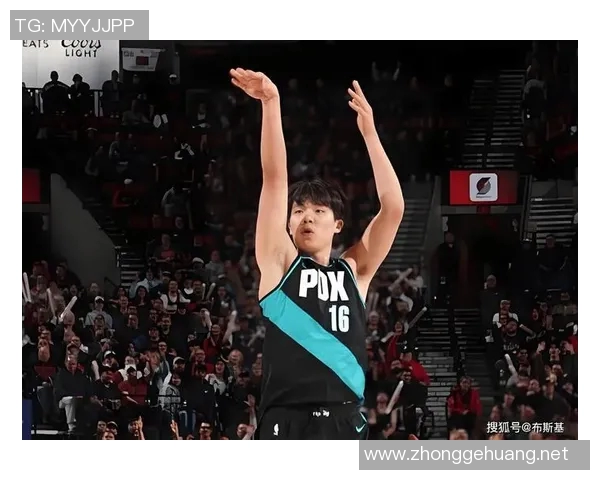 克林根砍20分19板3助2帽大号两双 8前场板&+19正负值全场最高！