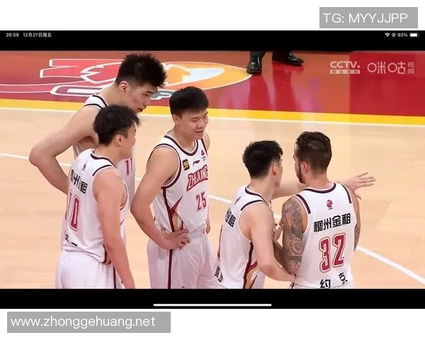 约克超远三分绝杀 CBA联赛浙江加时险胜广东_新闻频道_中国青年网